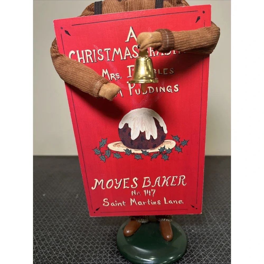 1994 Byers Choice Caroler Moyes Baker Plum Pudding Sign Man with Bell, Mint, New